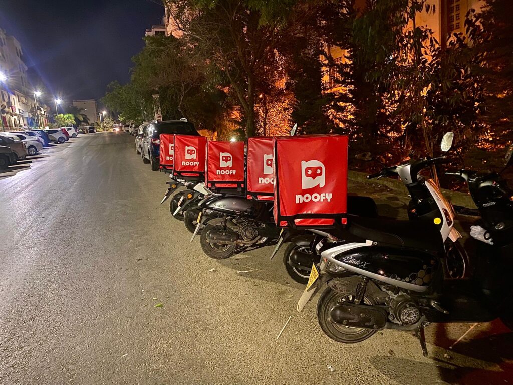 Moto noofy delivery at algiers city